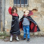 Great Pretenders Vampire Cape, SIZE US 7-8